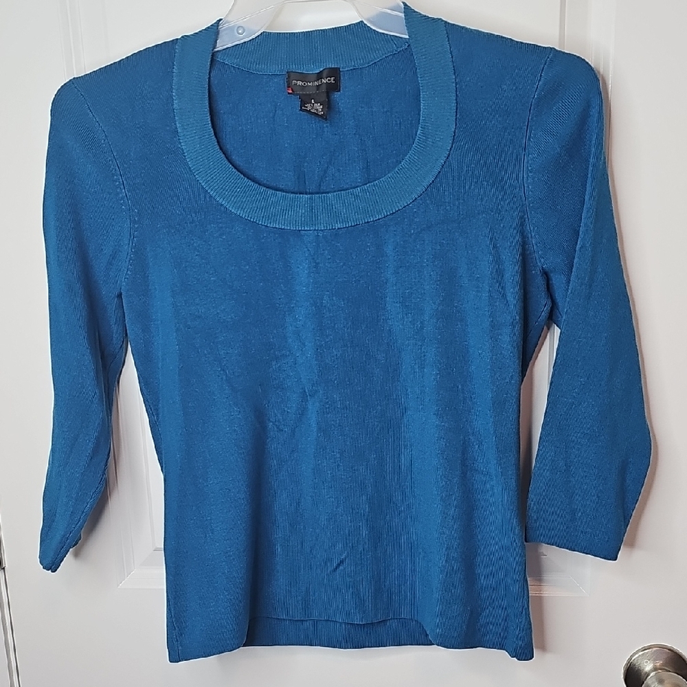 Prominence Chic Blue Women's‎ Sweater Size L
